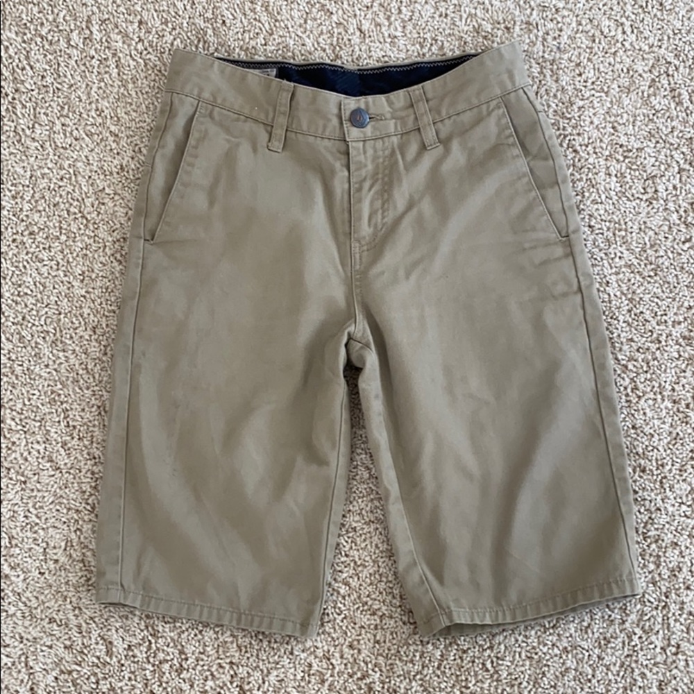 Volcom shorts